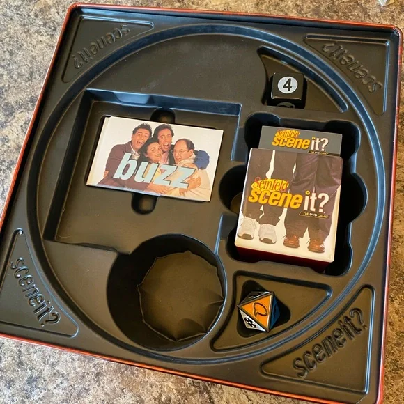 Seinfeld Scene it - Picture 2 of 6